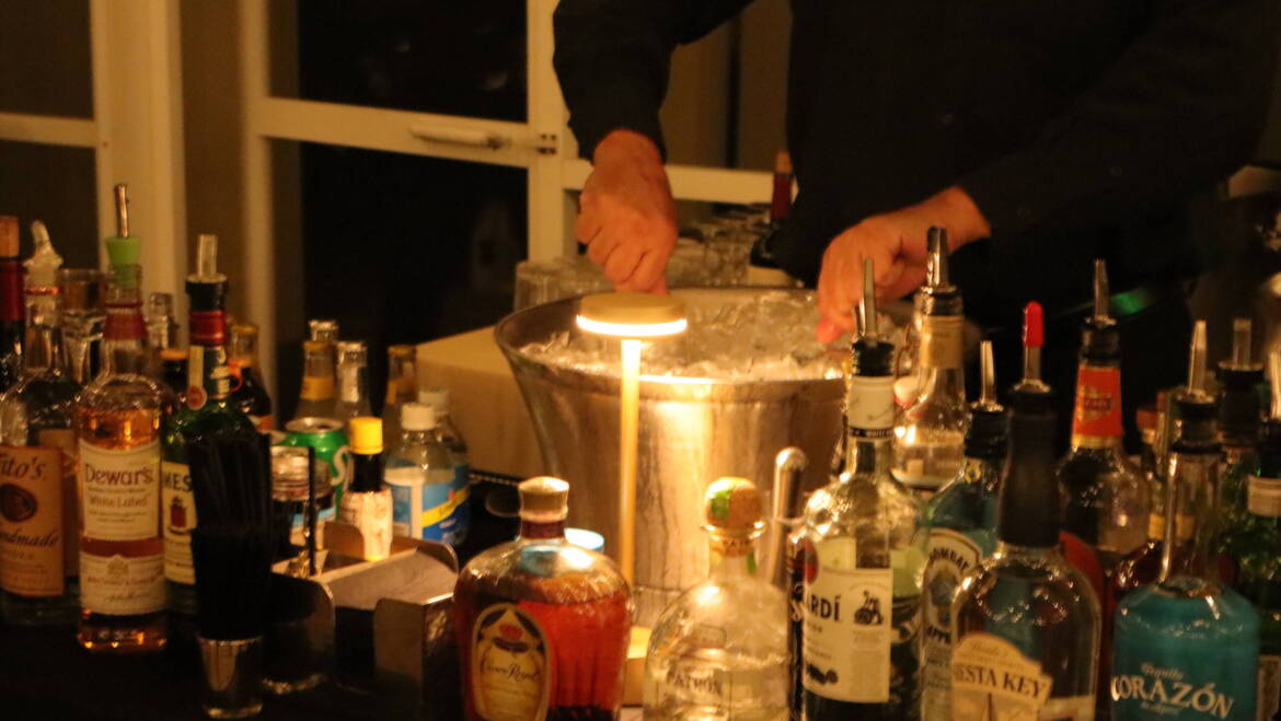 Full Bar Service